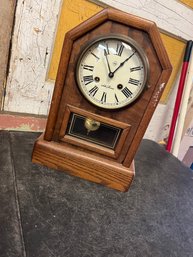 Vintage Seth Thomas Clock (Z6)