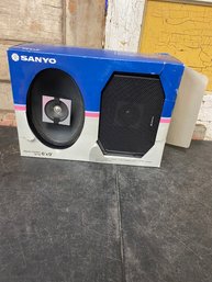 Sanyo Stereo System SP 92 6x9 In Box L3