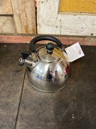 Chef Elect Whistling Kettle (Z10)