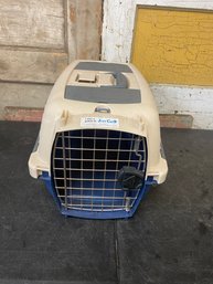 Pet Taxi Small Pet Carrier W/ Handle J4