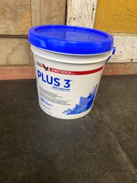 USG Plus 3 Sheetrock Joint Compound Tub Full Sealed J4