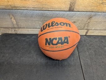 Wilson Ncaa Basket Ball J2