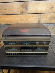 Vtg Record / Tape Player Works F2