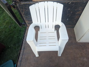 Outdoor Chair Lot Of 2 (box Truck)