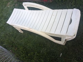 Outdoor Lounge Chair Lot 2