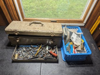 Metal Tool Box/hardware Lot G4