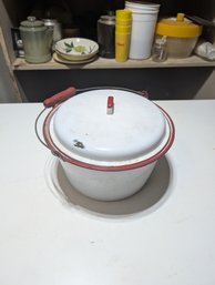 Nice Porcelain Enameled Bucket With Lid