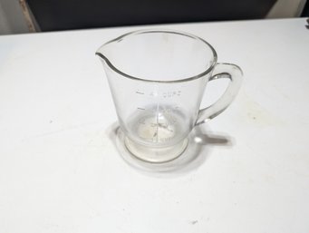 Vtg Glass Measuring Cup