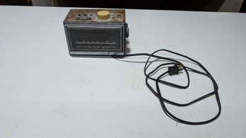 Vtg Ge Clock Radio