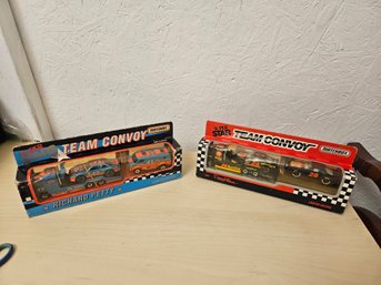 2 Team Convoy Matchbox Packs - One Red And One Blue