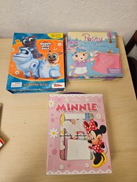 2 Toy Books And 4 Books In A Series
