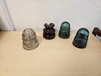 4 Multi-Color Glass Insulators