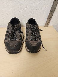 Pair Of Columbia Grey Shoes Size 9 USA
