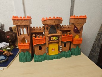 1 Big Toy Transforming Castle