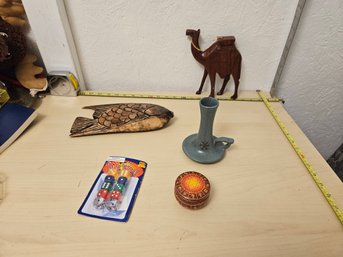 1 Wooden Camel, 1 Wooden Fish, 1 Ceramic Cup, 1 Set Of 10 Dice, 1 Zodiac Container