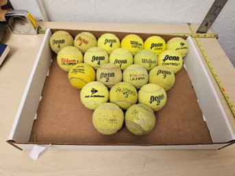 20 Tennis Balls