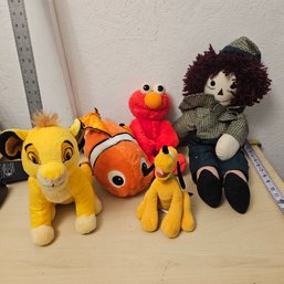 Adorable Set Of 5 Stuffed Animals: Nemo, Simba, Elmo & Goofy