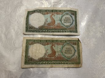 2 Bills Vintage Paper Money From Vietnam - 20 Dong Bills - Shippable