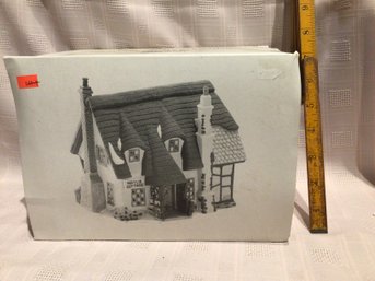 Department 56 Heritage Village Collection - Dickens Village Series - Oliver Twist - Maylie Cottage