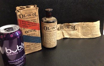 Antique Bottle Minards Ol-In-Ol - Cleans And Polishes