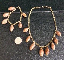 1950's Necklace And Bracelet - Carved