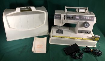 WORKING Portable Singer Sewing Machine With Manual - Model No. 9444N121308049