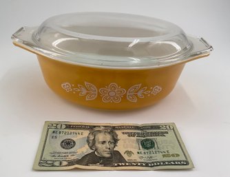 Pyrex Butterfly Gold Casserole With Lid