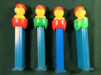 PEZ Chick In Egg - Lot Of 4 - Made In Hungary - SHIPPABLE - #KK