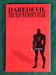 Comic - Daredevil The Man Without Fear