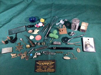 Found In A Desk Drawer - Approx. 40 Pieces - Pocket Knife, Badge, Cool Little Stuff. SHIPPABLE.