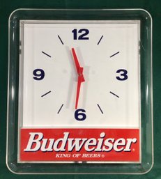 Vintage Budweiser Advertising Electric Clock - 1992 - 19 In X 17 In - See Description