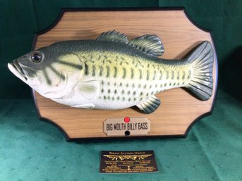 Big Mouth Billy Bass Mounted Singing Animated Fish Wall Hanging - He Sings! - 1999 Gemmy Industries