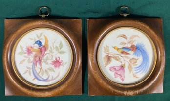 Pair Of Vintage Wooden Framed Hand-Enameled Birds On Porcelain Tiles - Sungott Art Studios, New York - 5.5 In