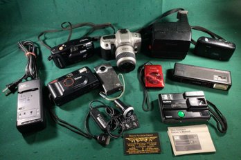 Cameras! Lot Of 11 Cameras And Accessories! -A-, SHIPPING Available