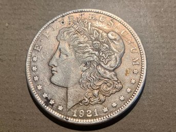 1921 U.S. Morgan Silver Dollar Coin, UNC. - SHIPPABLE