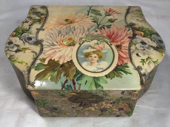 Antique Lined Dresser Box - 3 In X 8 In X 10 In