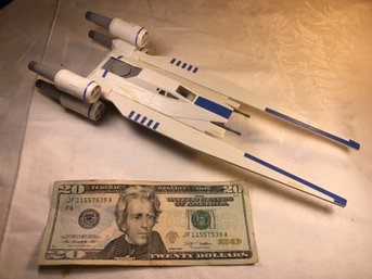 Star Wars U Wing Fighter Revell & Lucas Films LTD.2016