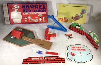 Vintage Game - Snoopy And The Red Baron, Milton Bradley, 1970