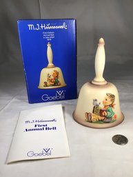 Goebel Hummel First Edition Annual Bell In Bas Releif 1978