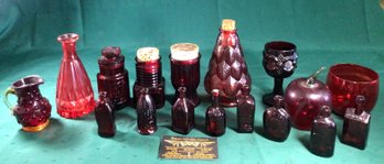 Red Glass - Various Sizes And Shapes - Lot Of 17