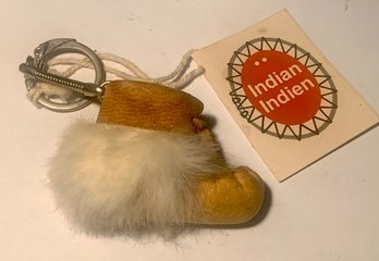 Canadian Indian Made Moccasin Key Chain W/ Tag Still Attached, SHIPPABLE