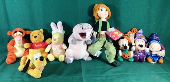 Kim Possible, Mickey Mouse, And Winnie The Pooh - Lot Of 9