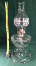 Antique Oil Lamp - White Flame Light Co. Grand Rapids, Mich. - Height 16 In