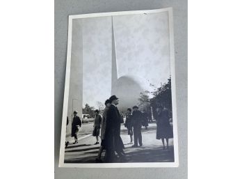 Antique 1939 Worlds Fair 5x7 Inch Photo