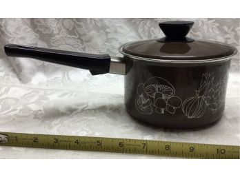 Vintage Cooking Pot With Mushroom Design