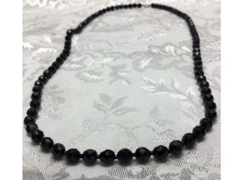 Black Bead Necklece