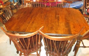 Ethan Allen Dining Table & Chairs