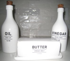 West Elm Set Vinager & Oil And Butter