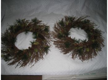 Christmas Wreaths W. Pine Cones