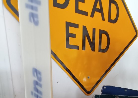 Dead End Street Sign (Diamond Shaped)